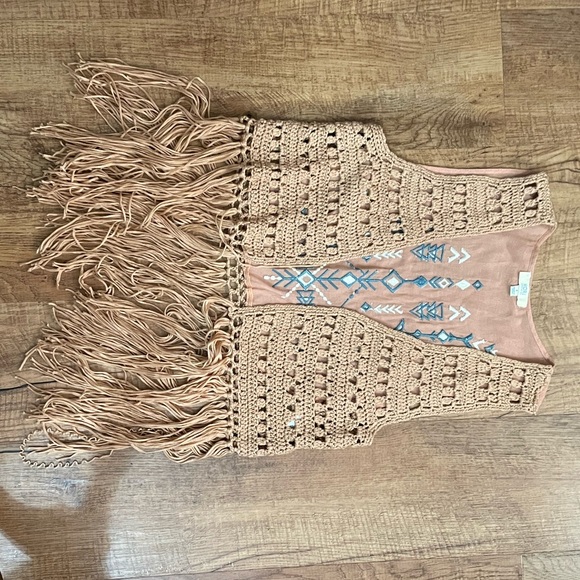 Kori light pink and blue Aztec inspired fringe vest - Picture 11 of 12